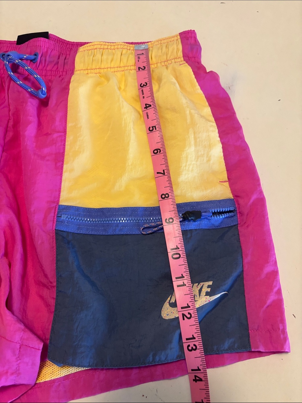 Nike Icon Clash Women’s Shorts Medium - Picture 12 of 12